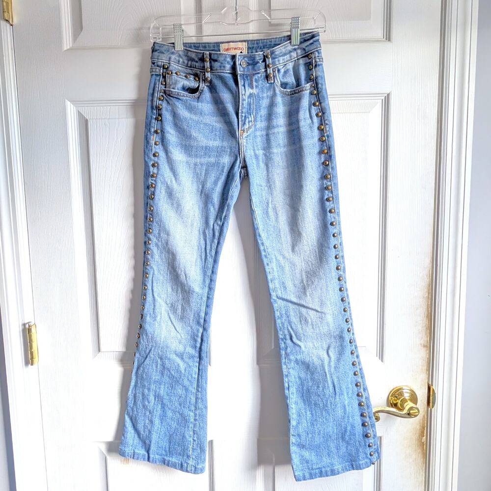 Driftwood Light Wash Studded Side Seam Jeans - Size 25